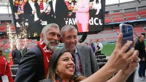 激情对决！图卢兹迎战朗斯，法甲巅峰之战，精彩比分速览！